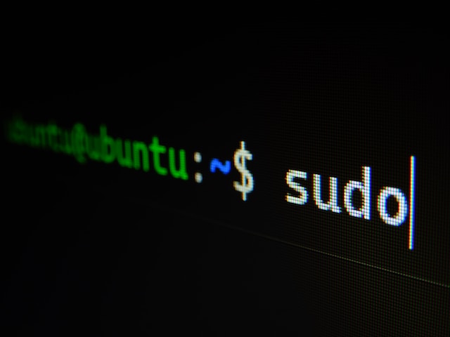 Linux Kernel Architecture: Key Components and Functions